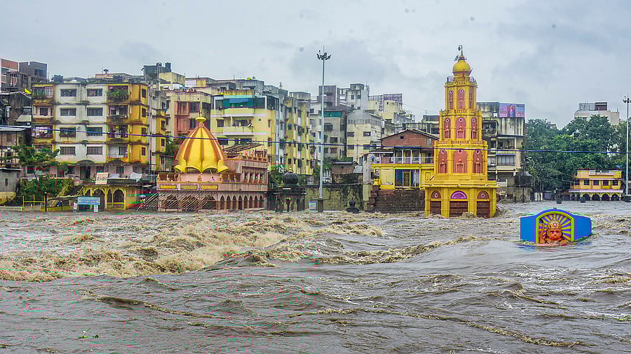 <div class="paragraphs"><p>Water level of the Godavari river following the release of water from the Gangapur Dam and monsoon rains in Nashik.</p></div>